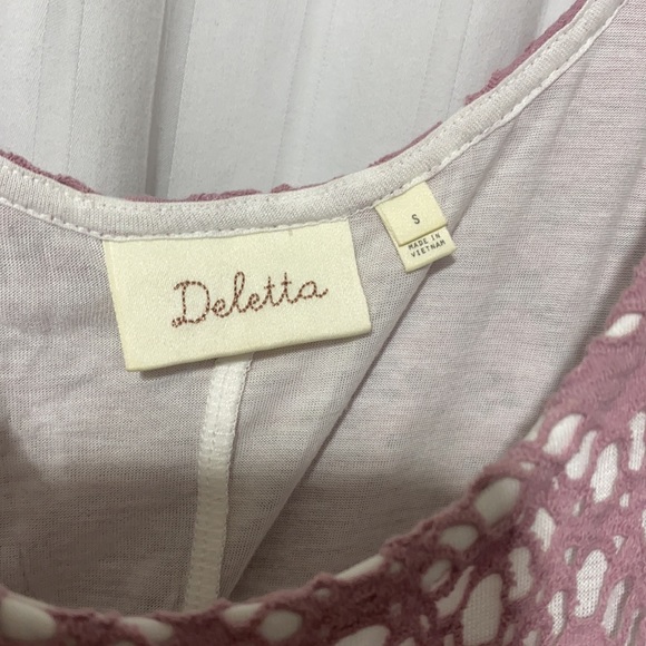 Deletta by Antro Lavender Lace Swing Top - Picture 3 of 4